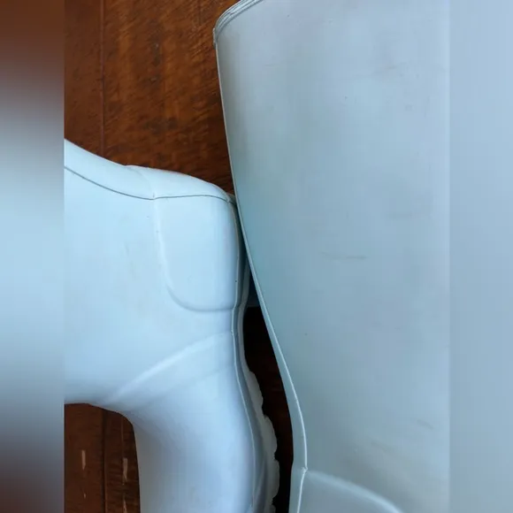 Blue hunter rain-boots