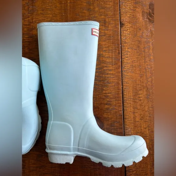 Blue hunter rain-boots