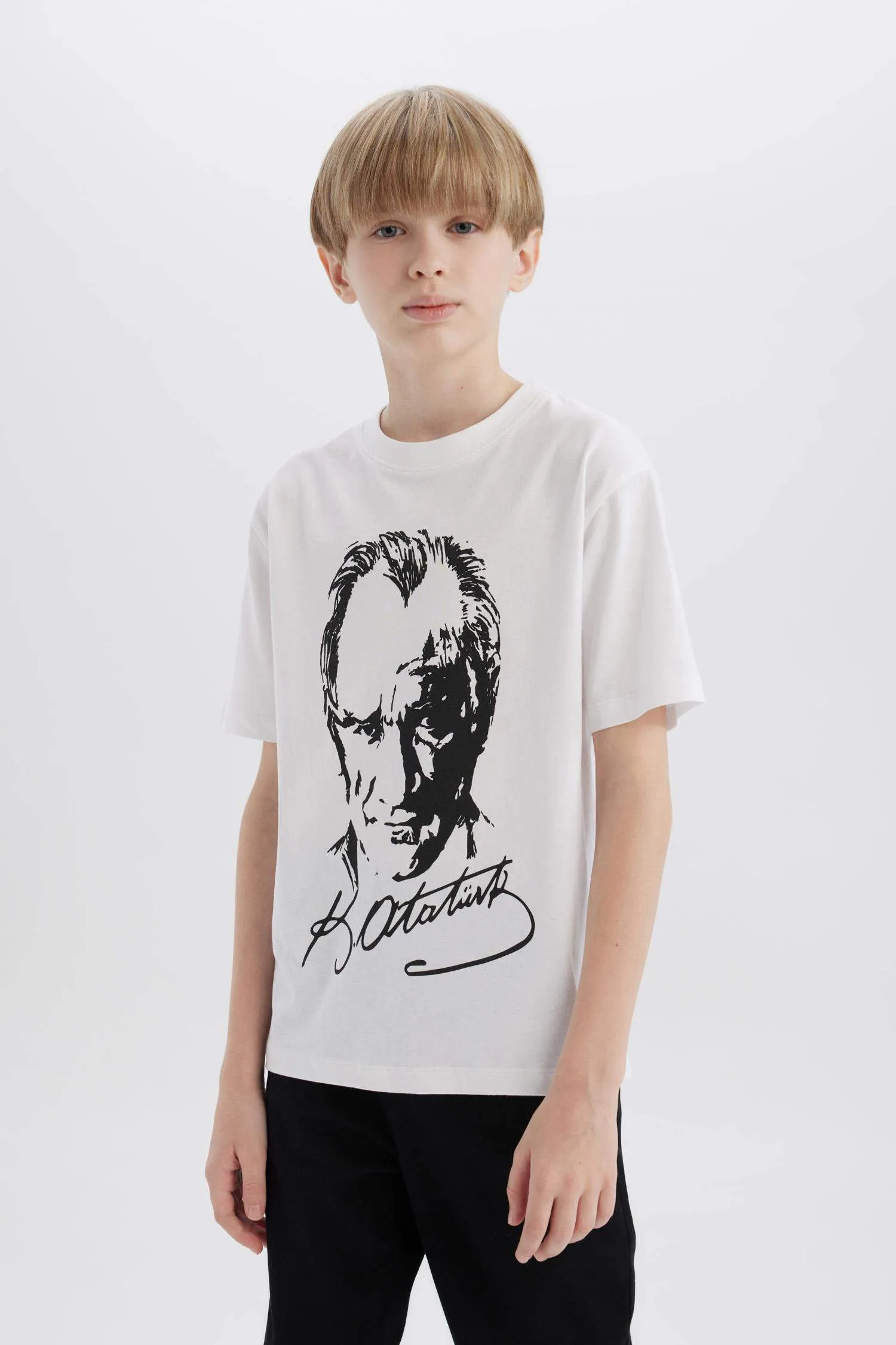 Boys 23 April Children's Day Cycling Collar Atatürk Printed Short Sleeve T-shirt