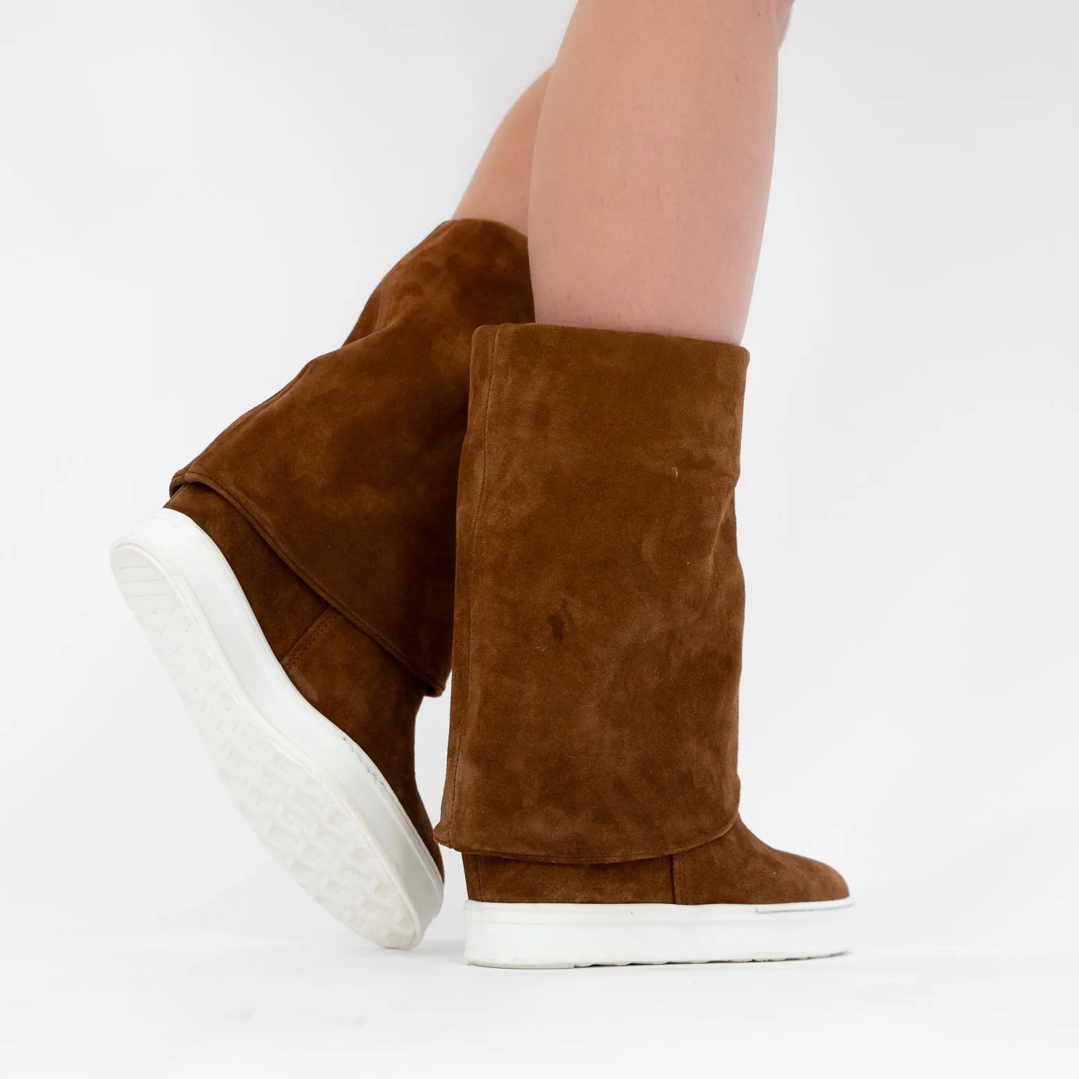 Brave Carmel Color Platform Wedge boot