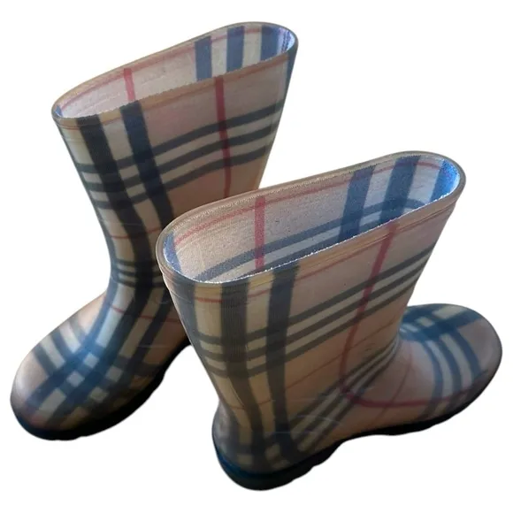 Burberry | Kids Rain Boots Designer Plaid Nova Check sz 11 Us -29Eu. GUC