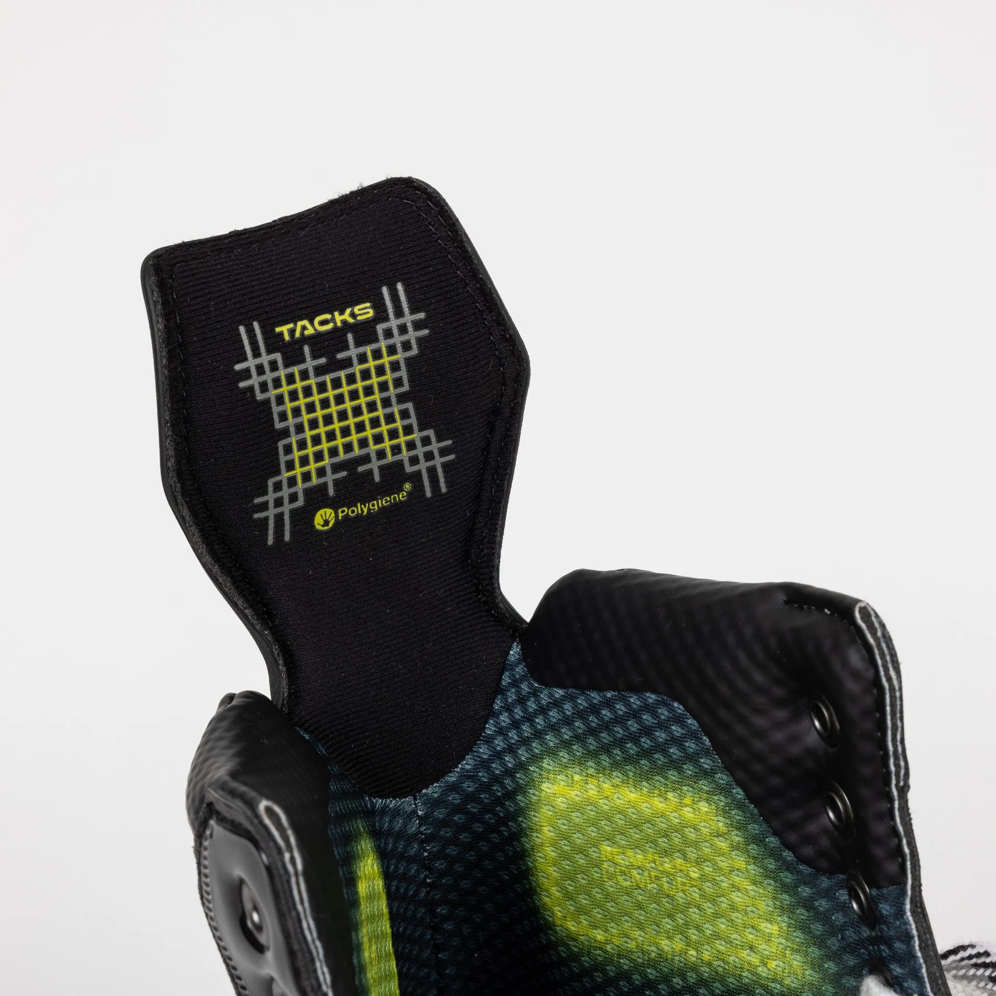 CCM Tacks XF Intermediate Hockey Skates