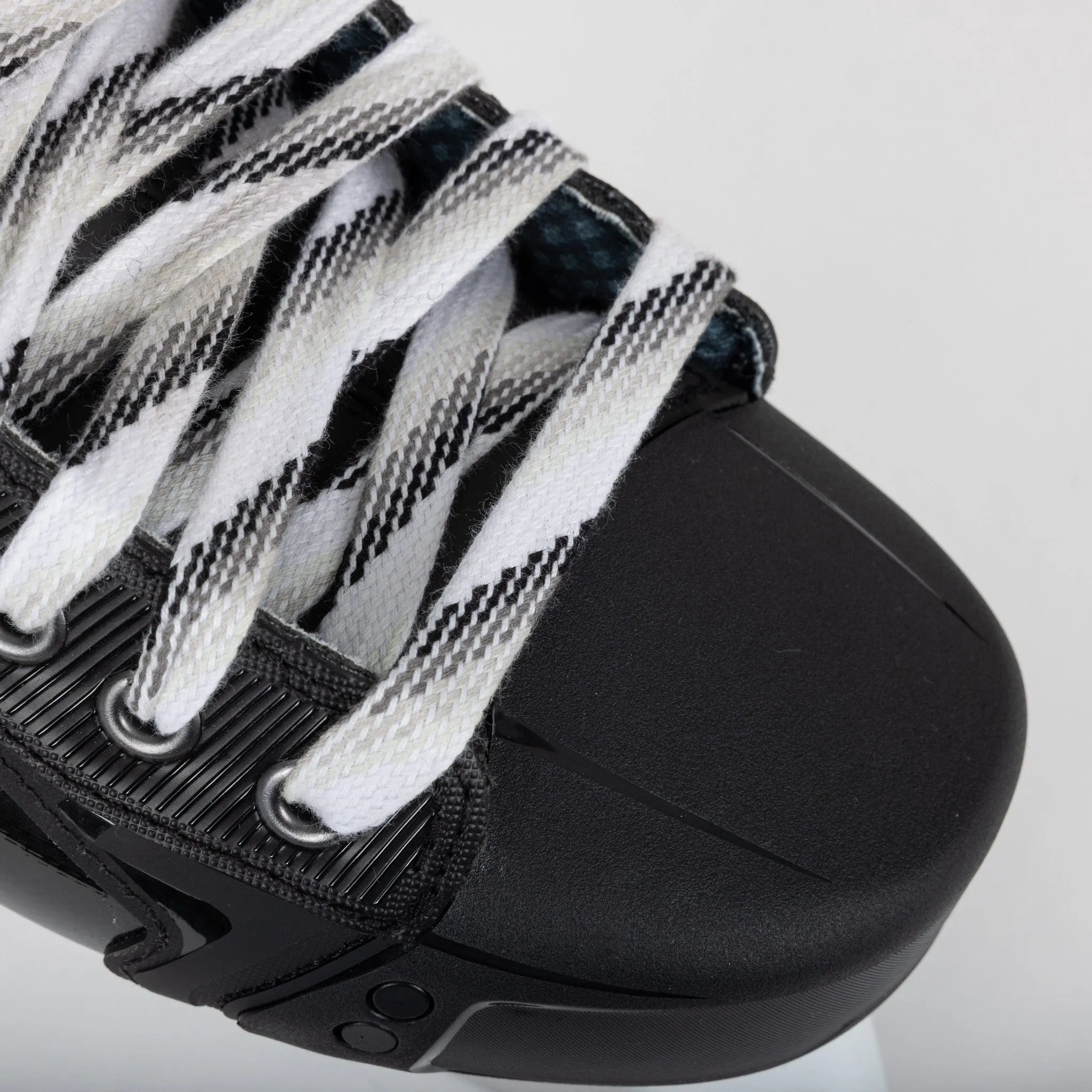 CCM Tacks XF Intermediate Hockey Skates