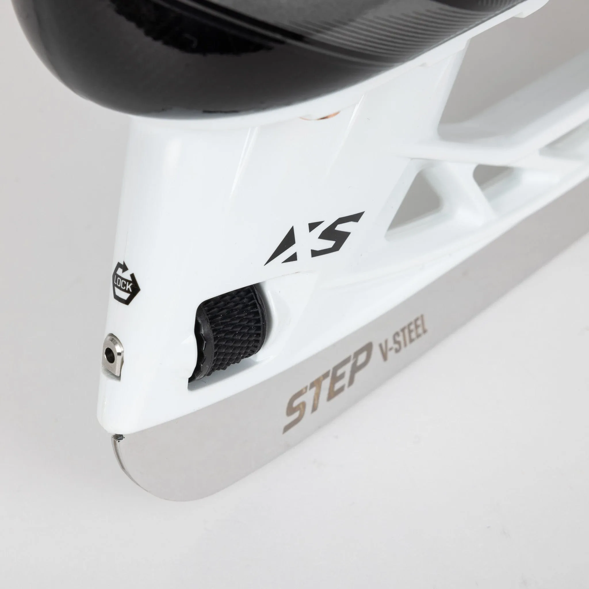 CCM Tacks XF Intermediate Hockey Skates