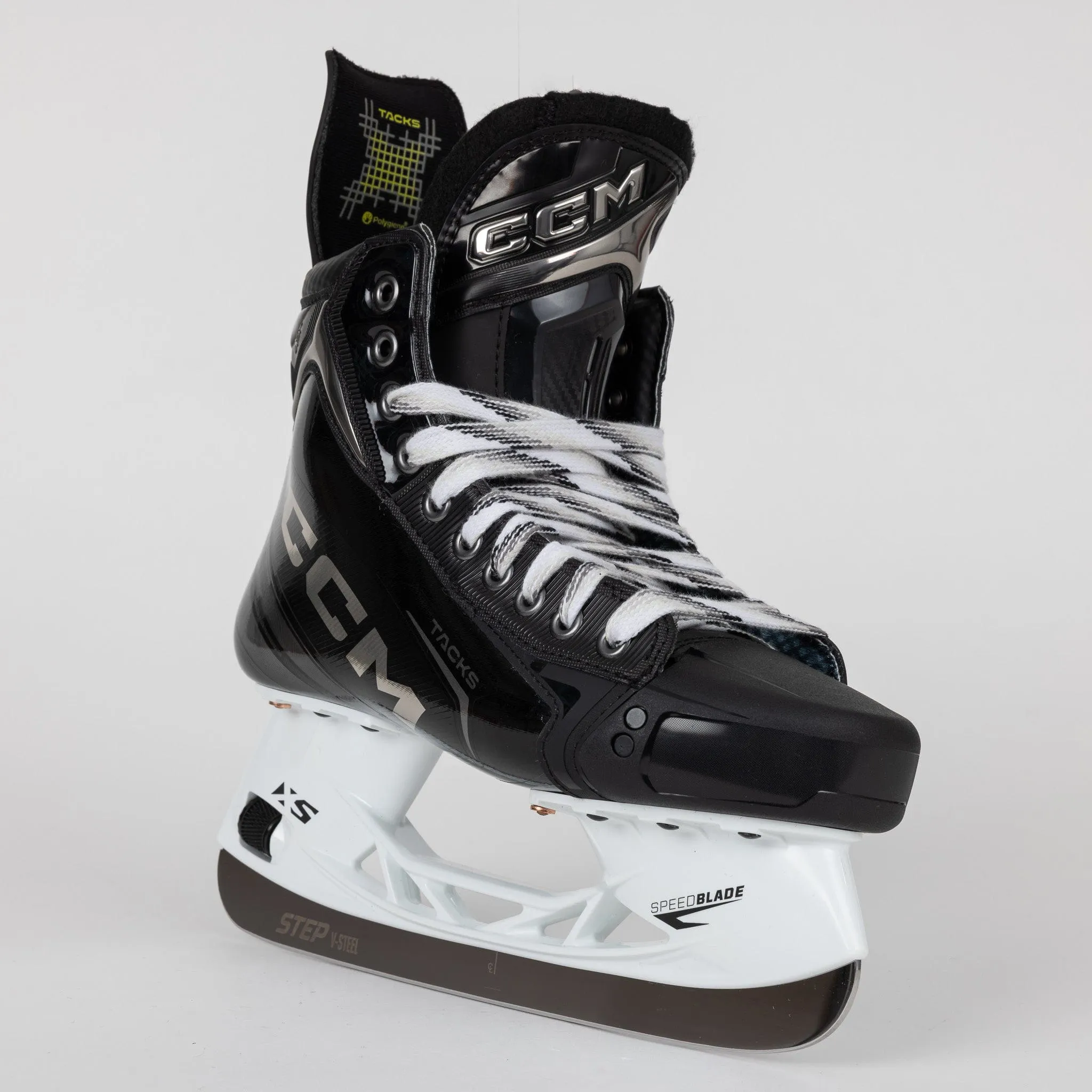 CCM Tacks XF Intermediate Hockey Skates