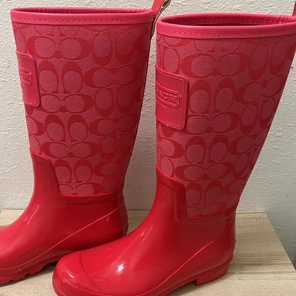 COACH Red Rubber Rain Boot - Pearl Signature Monogram New York Women's size 6