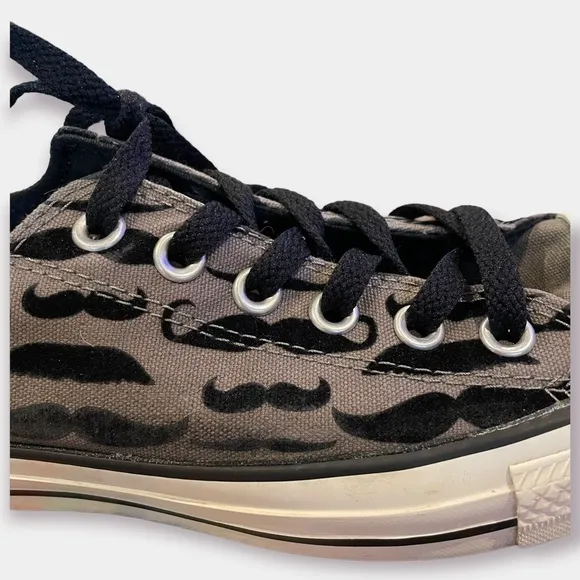 Converse All Star Low Tops Mustache Grey Black Men’s Size 5 Women’s Size 7