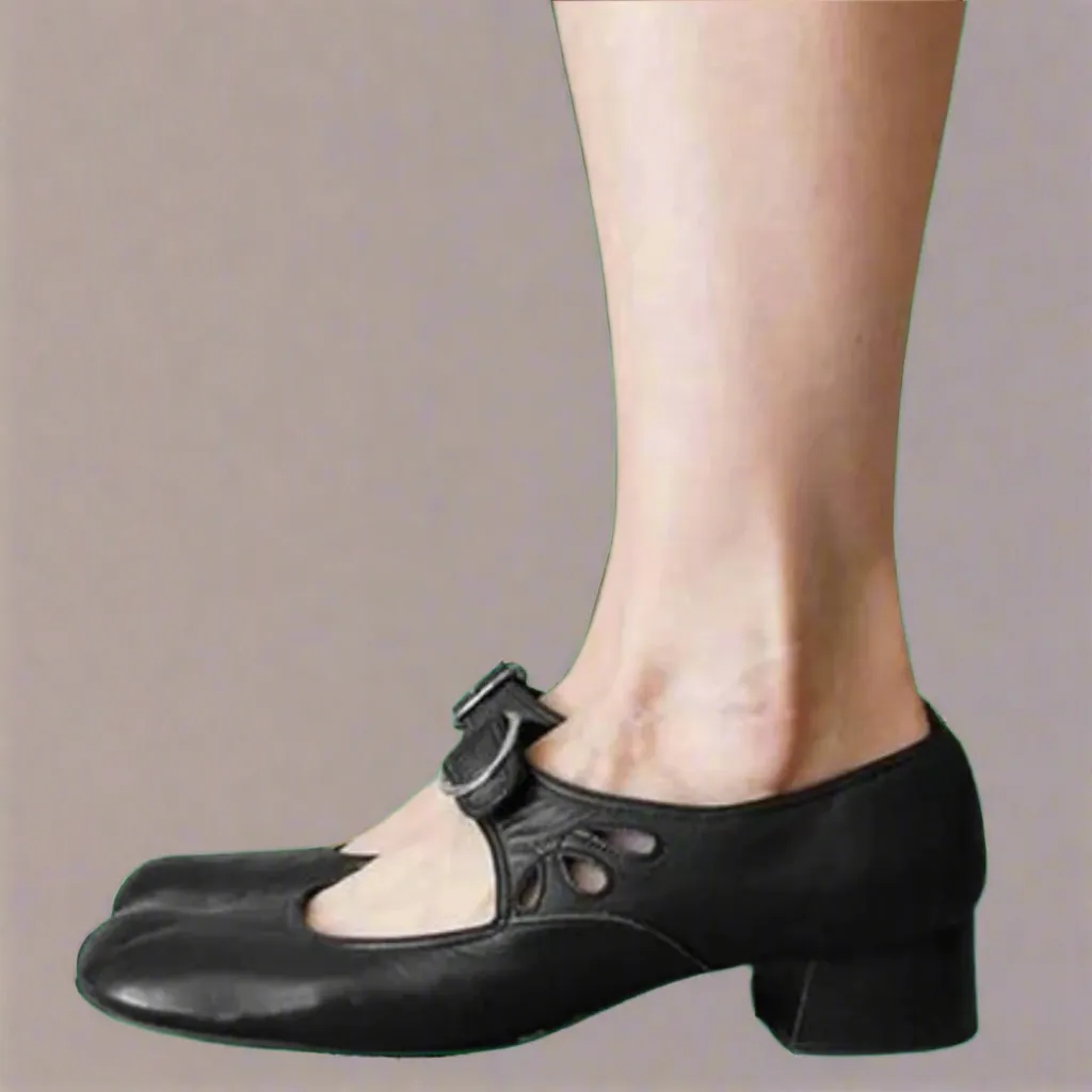 Eris | Orthopaedic leather sandals