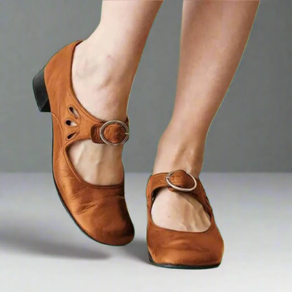 Eris | Orthopaedic leather sandals