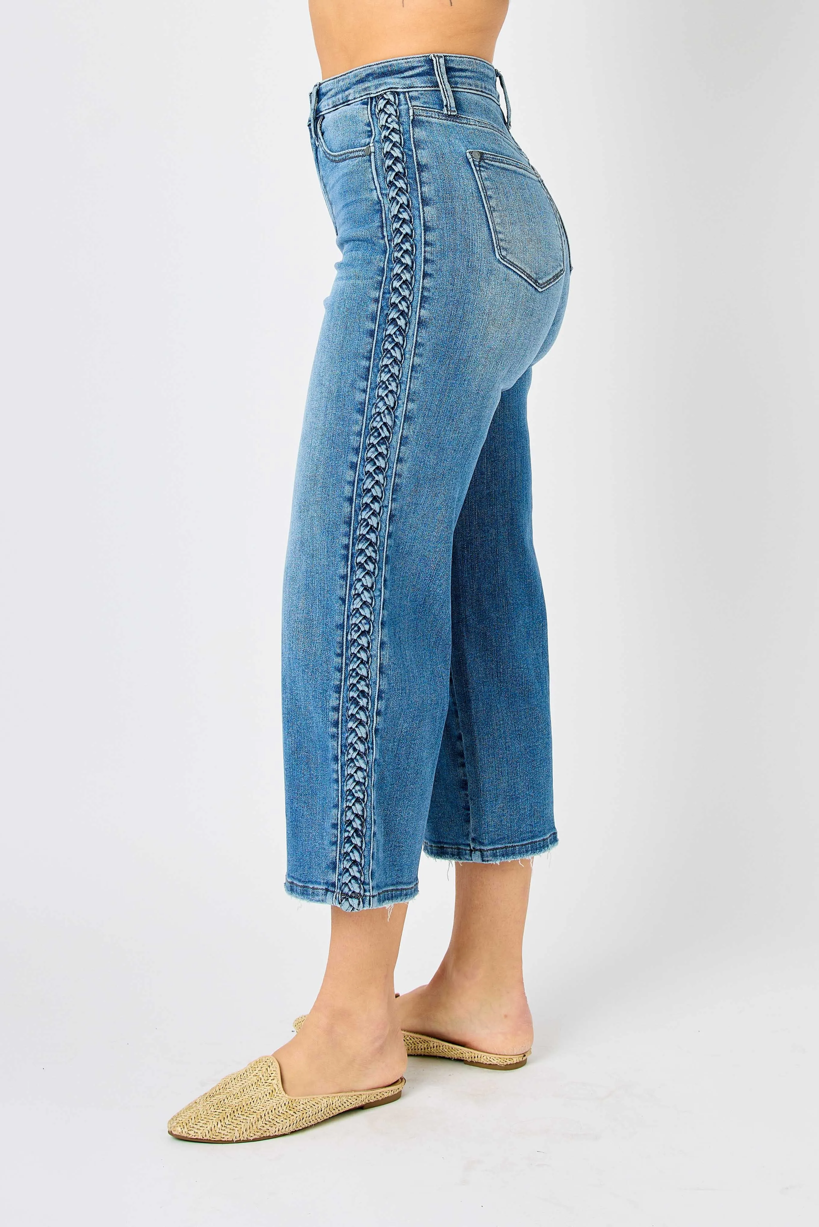 JUDY BLUE BRAIDED WIDE CROP MEDIUM WASH JEANS / STUFFOLOGY BOUTIQUE