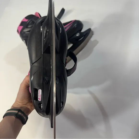 Lake Placid Summit  Adjustable Ice Skate Size 1-4