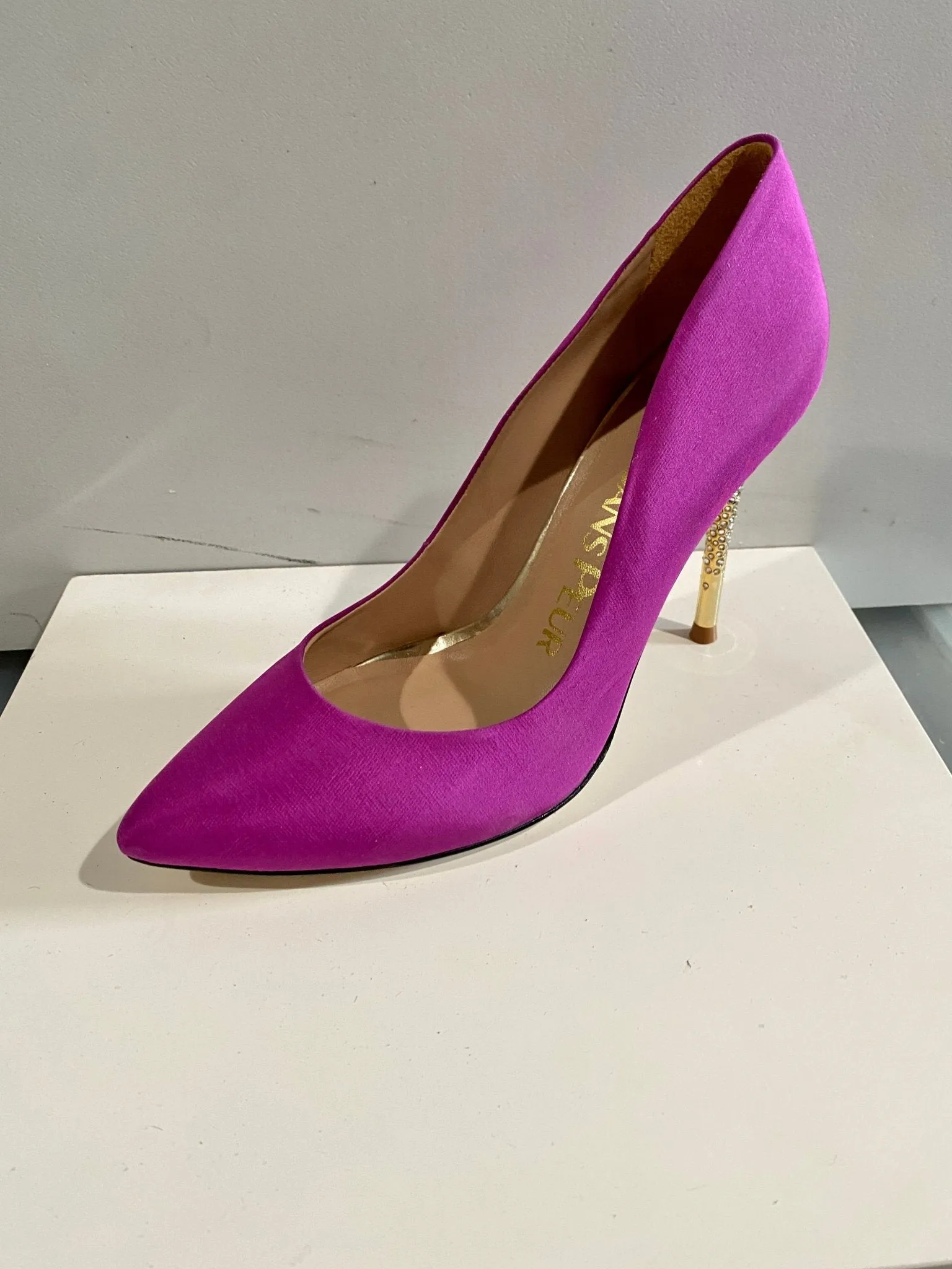 NADIA - FUCHSIA SAMPLE 8/8.5