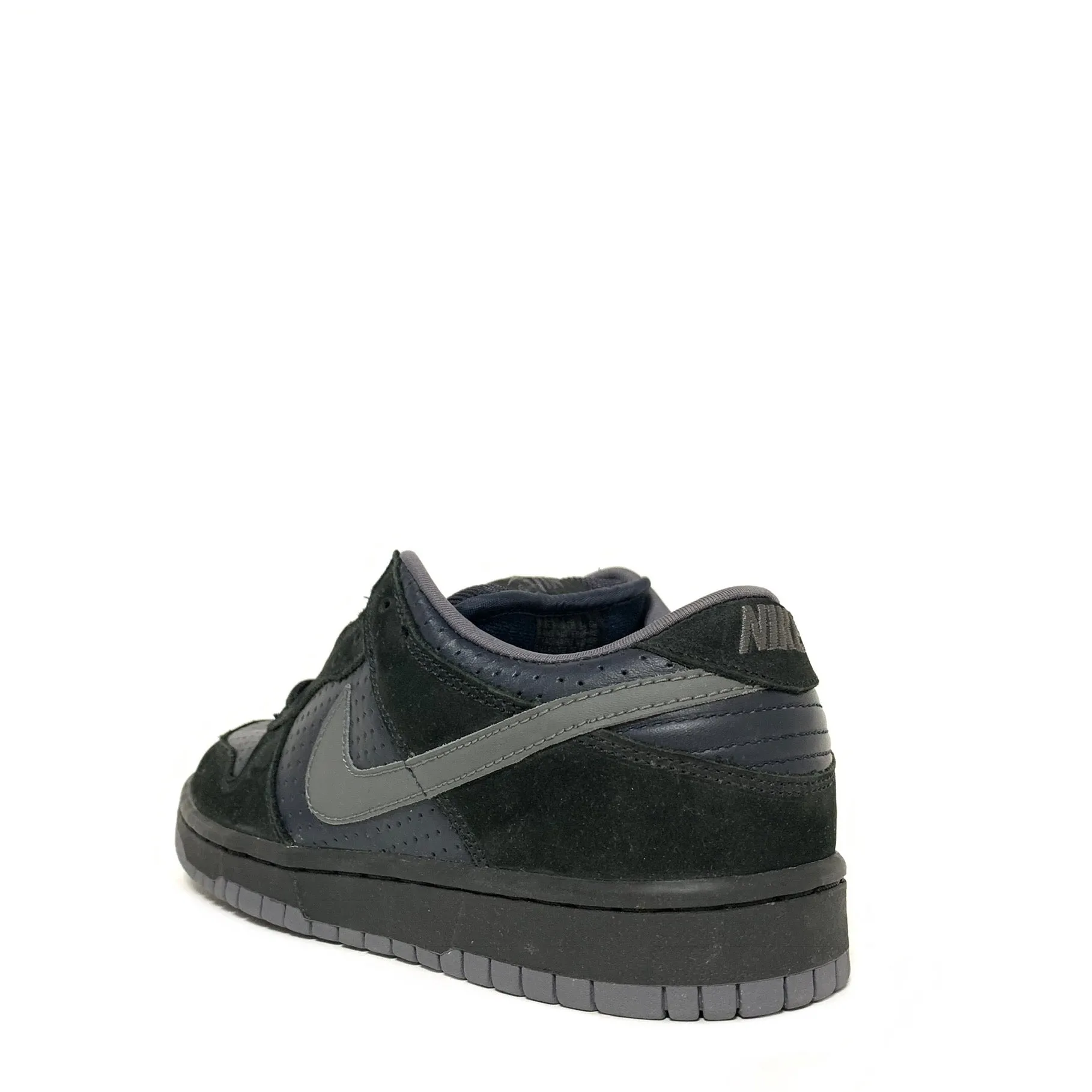 NIKE DUNK LOW PRO SB GINO 1