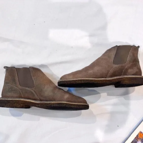 RETIRED Clarks Originals Desert Cougar Chelsea Boot Size 7.5​​​​​