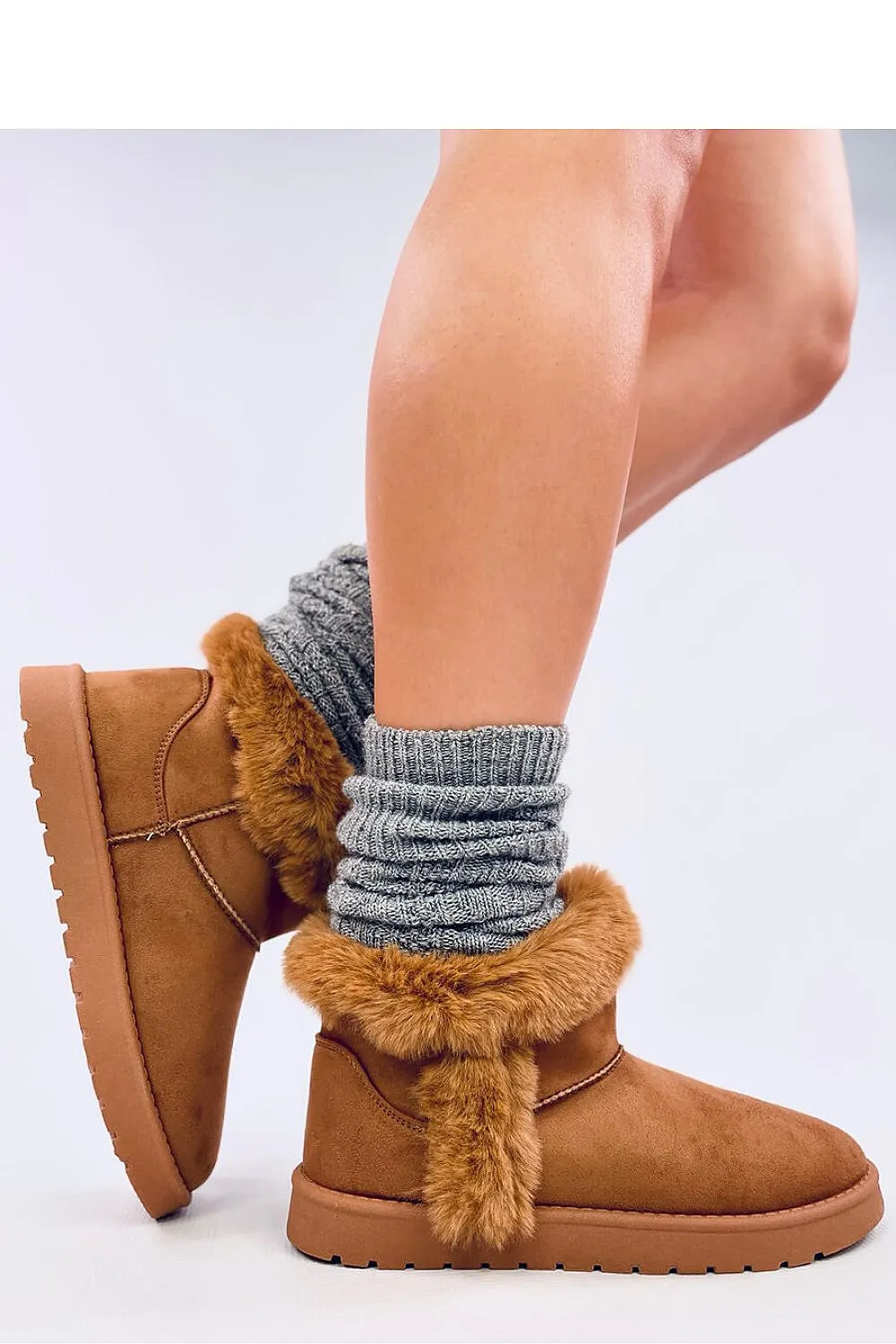 Snow boots