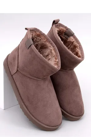 Snow boots