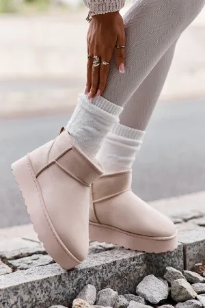 Snow boots