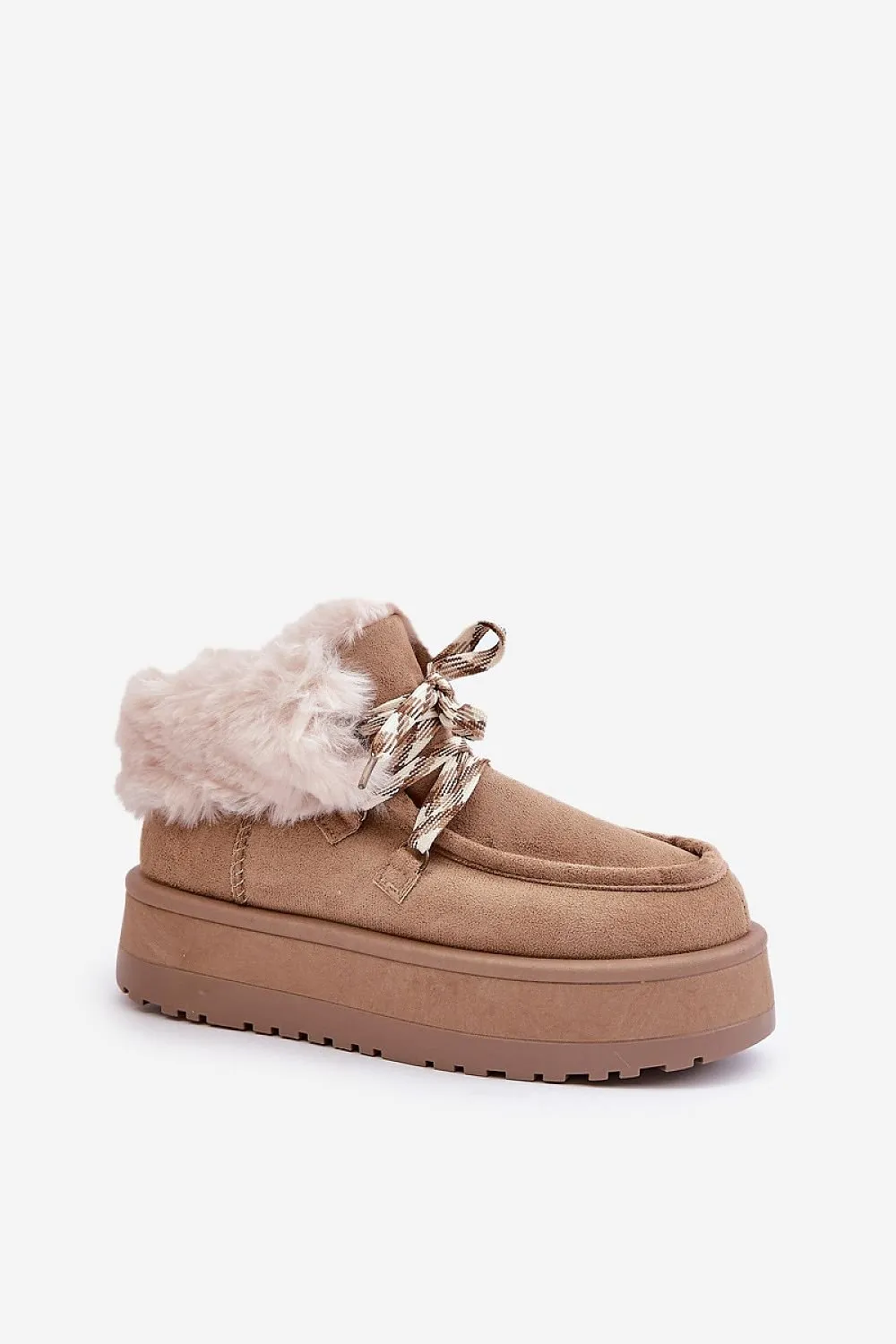 Snow boots