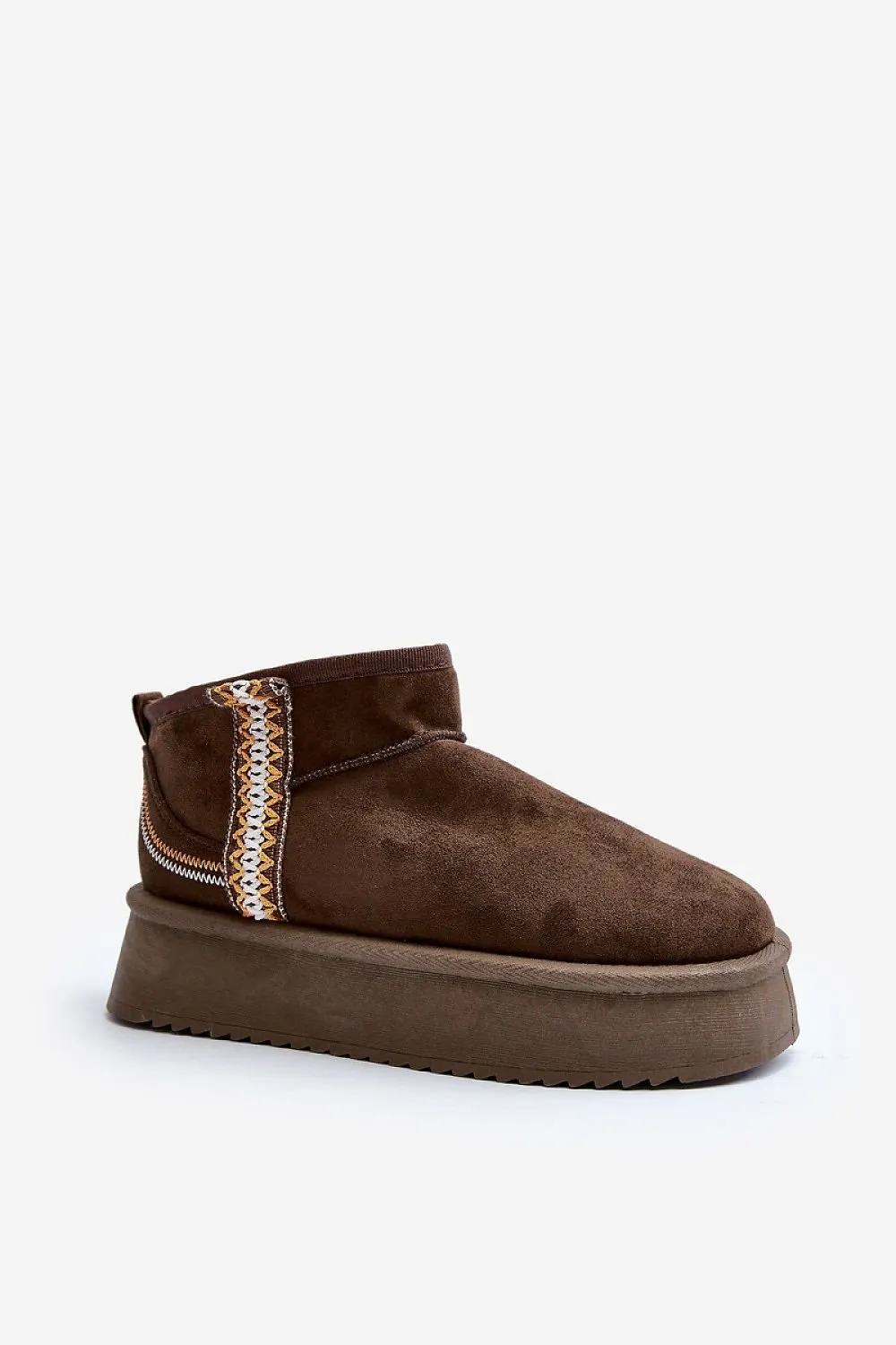 Snow boots
