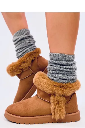 Snow boots