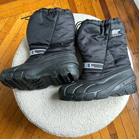 Sorel Kids Flurry snow boots w/ removable liner