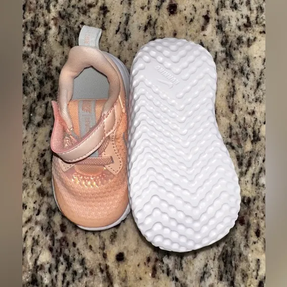 Toddler Nike Revolution 5 SE - 4C