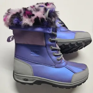 UGG Butte II girls Boots size 4