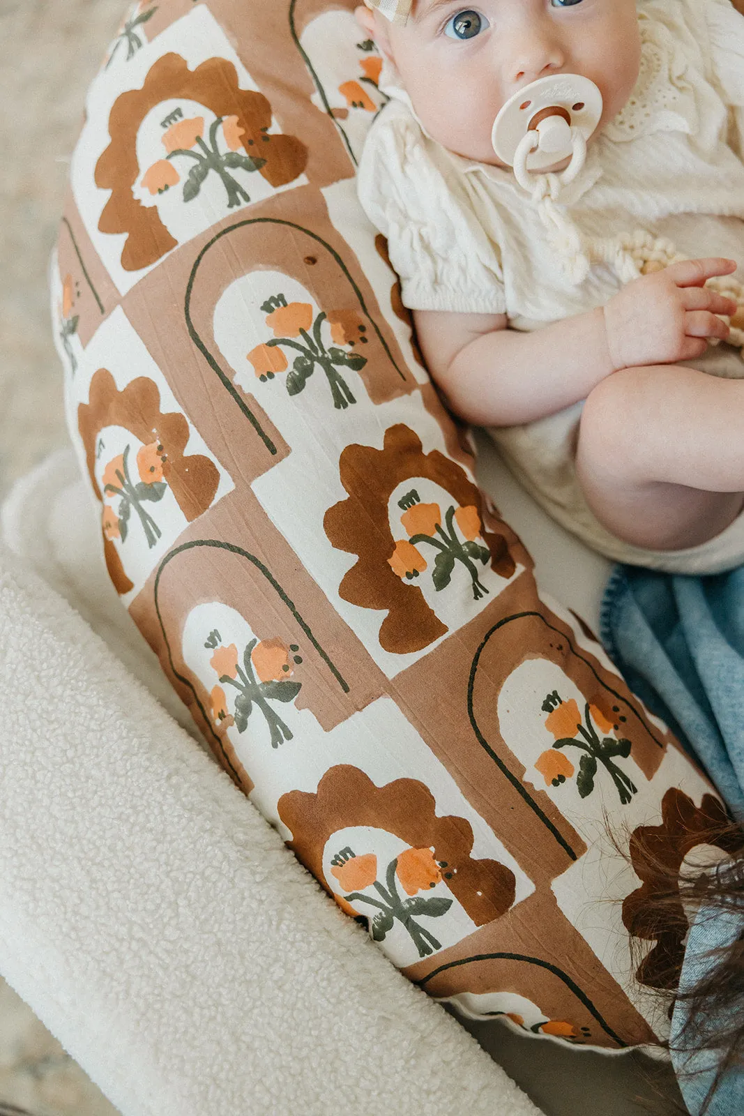 Uppi Nursing Pillow w/ Bloom Cover