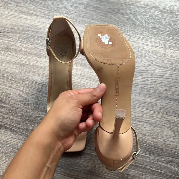 Vince Camuto Neutral Patent Leather Sandal Heels Classy Size 9.5