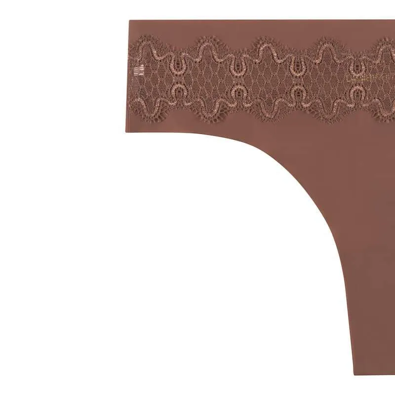 VIP Thong with Lace