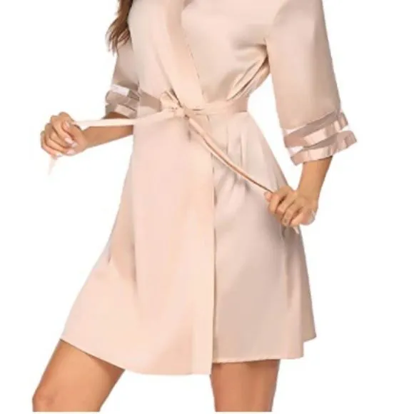 Womens Satin Robe Lightweight Kimono Bathrobe 3/4 Bell Sleeve Party Robes