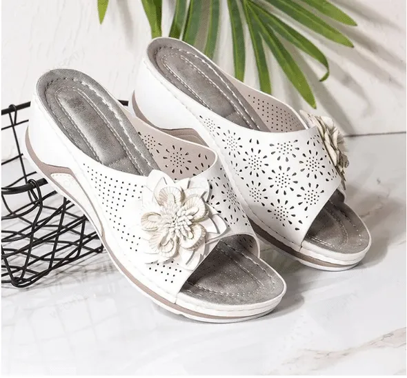 Xiomara® | Soft leather orthopedic sandals with arch support