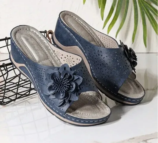 Xiomara® | Soft leather orthopedic sandals with arch support