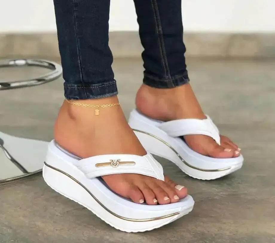 Yara® | Stylish chunky wedge heel sandals for women